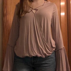 American Eagle Flowy Long Sleeve